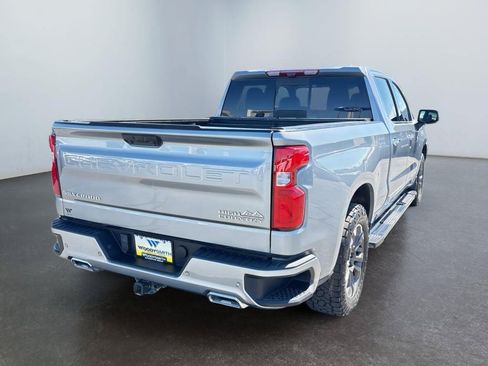 Used 2024 Chevrolet Silverado 1500 High Country w/ Technology Package AWD/4WD image 5