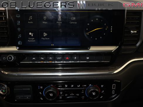 Certified 2024 Chevrolet Silverado 1500 LTZ w/ LTZ Premium Package AWD/4WD image 27