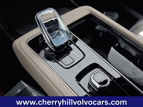 New 2026 Volvo XC90 B6 Ultra w/ Lounge Package image 9