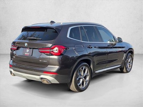 Used 2024 BMW X3 xDrive30i w/ Premium Package w/ZPA AWD/4WD image 5