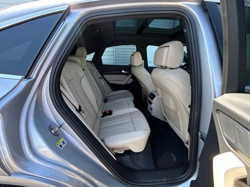 Used 2025 Audi Q5 2.0T Premium Plus w/ Premium Plus Package image 50