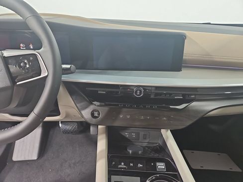 New 2026 Nissan Murano Platinum w/ Cargo Package AWD/4WD image 17