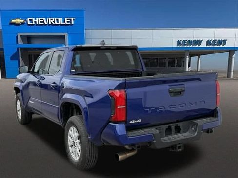 Used 2025 Toyota Tacoma SR5 AWD/4WD image 34