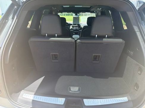 Certified 2024 Cadillac XT6 Sport w/ Technology Package AWD/4WD image 25