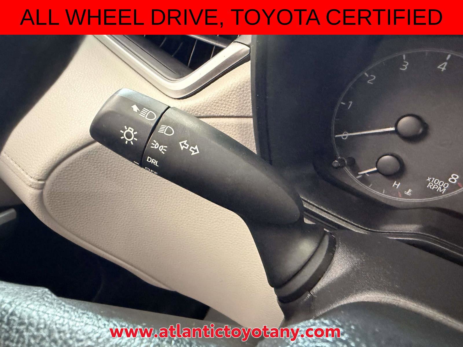 Certified 2024 Toyota Corolla Cross L AWD/4WD image 30