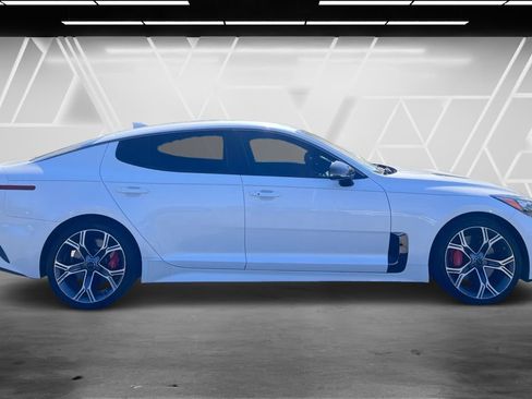 Used 2020 Kia Stinger GT RWD image 5
