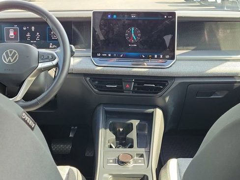 Used 2025 Volkswagen Tiguan S image 5