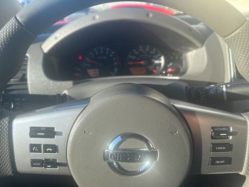 Used 2017 Nissan Frontier SV image 23