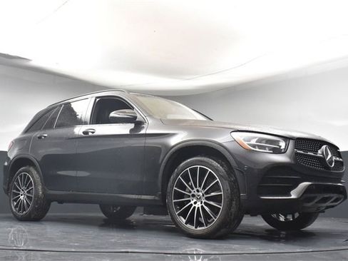 Used 2022 Mercedes-Benz GLC 300 image 31