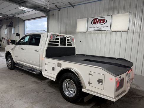 Used 2022 RAM 3500 Laramie AWD/4WD image 10
