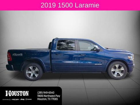 Used 2019 RAM 1500 Laramie AWD/4WD image 2