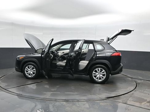 Used 2024 Toyota Corolla Cross L AWD/4WD image 52