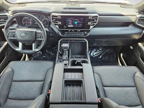 Used 2025 Toyota Tundra SR5 w/ SR5 Premium Package AWD/4WD image 20