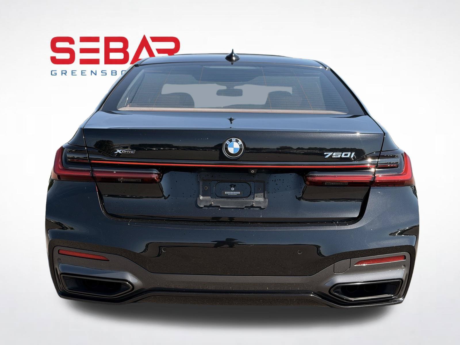 Used 2020 BMW 750i xDrive w/ Executive Package AWD/4WD image 11