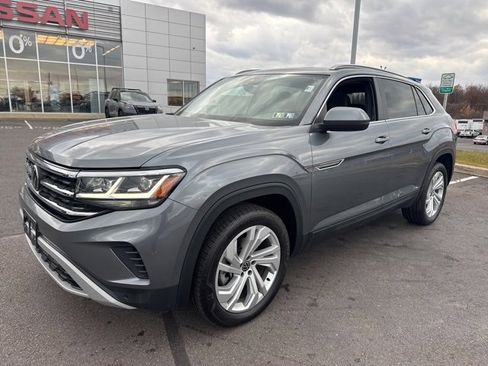Used 2021 Volkswagen Atlas Cross Sport SEL image 40