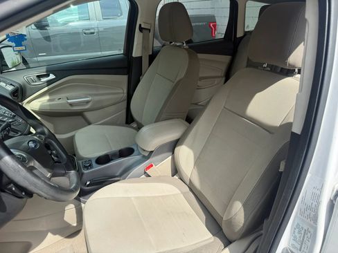Used 2014 Ford Escape SE FWD image 12
