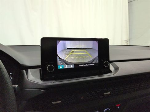 Used 2023 Honda Accord EX image 31