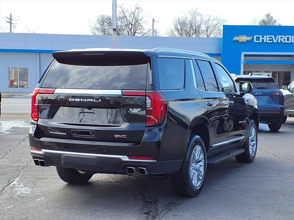 Used 2025 GMC Yukon Denali AWD/4WD image 4