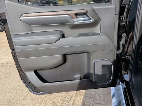 New 2026 GMC Sierra 1500 SLT AWD/4WD image 36