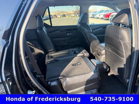 Certified 2025 Honda Pilot Touring image 35