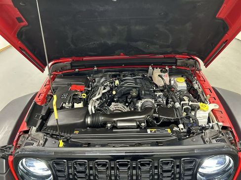 Certified 2024 Jeep Wrangler Willys image 23