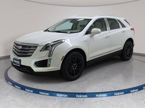 Used 2019 Cadillac XT5 Luxury FWD image 1