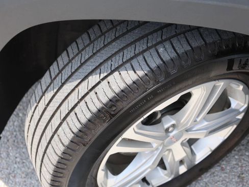 Used 2019 GMC Terrain SLE image 24