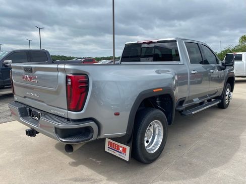Used 2024 GMC Sierra 3500 Denali w/ Denali Reserve Package AWD/4WD image 5