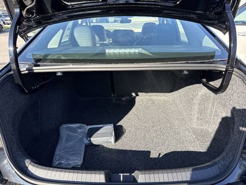 New 2026 Volkswagen Jetta SE FWD image 10