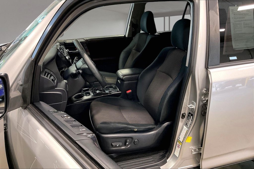 Used 2015 Toyota 4Runner Trail AWD/4WD image 22