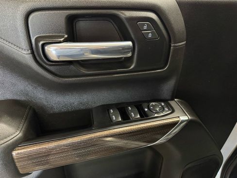 Used 2022 Chevrolet Silverado 1500 RST image 15