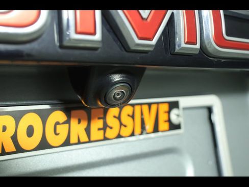 Used 2023 GMC Acadia SLE w/ Driver Convenience Package image 22