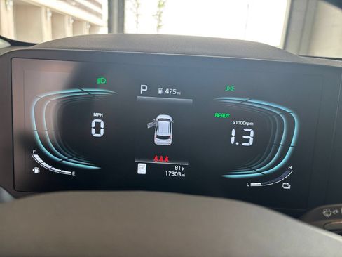 Used 2026 Kia Niro LX FWD image 38