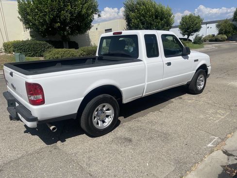 Used 2011 Ford Ranger XLT image 9