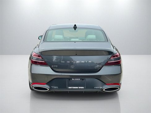 Used 2025 Genesis G70 2.5T image 6