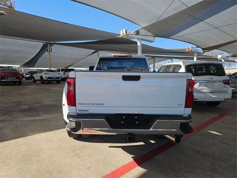 Used 2025 Chevrolet Silverado 3500 LT image 5