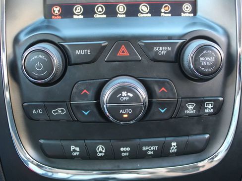Used 2018 Dodge Durango SXT w/ Quick Order Package 2BB AWD/4WD image 23