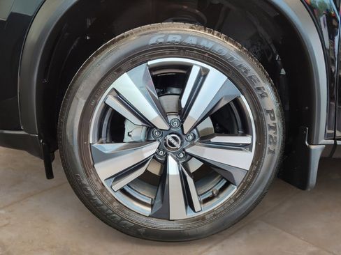 Certified 2024 Nissan Rogue SL w/ SL Premium Package FWD image 31
