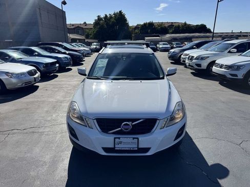 Used 2010 Volvo XC60 T6 AWD/4WD image 11
