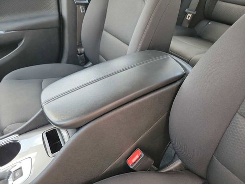 Used 2024 Chevrolet Malibu LT image 16