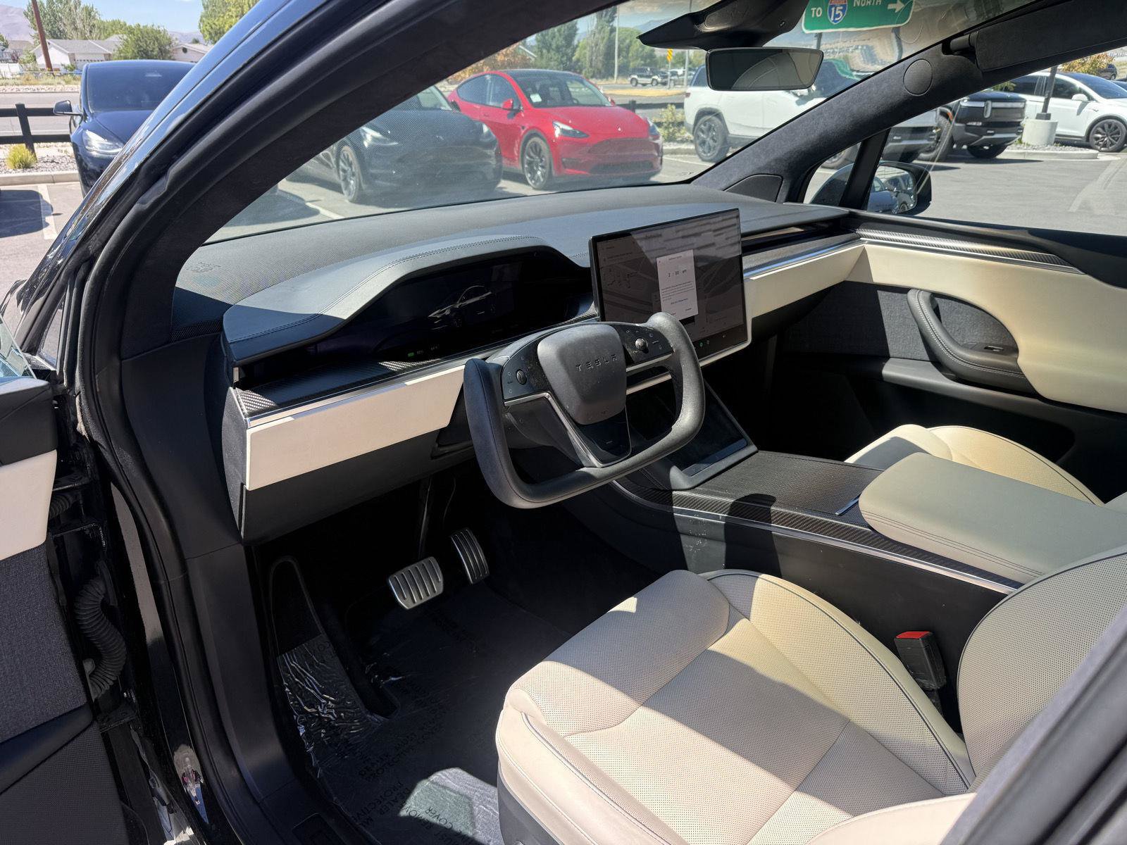 Used 2022 Tesla Model X Plaid AWD/4WD image 12