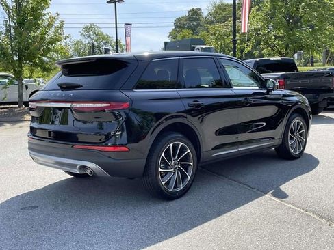 Certified 2023 Lincoln Corsair AWD w/ Equipment Group 101A image 5