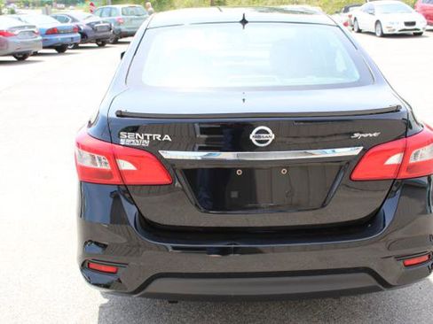 Used 2016 Nissan Sentra S FWD image 5