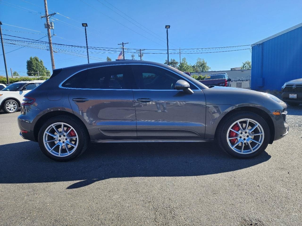 Used 2015 Porsche Macan Turbo AWD/4WD image 5