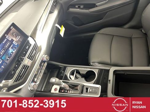 New 2025 Nissan Altima 2.5 SR w/ SR Premium Package image 23