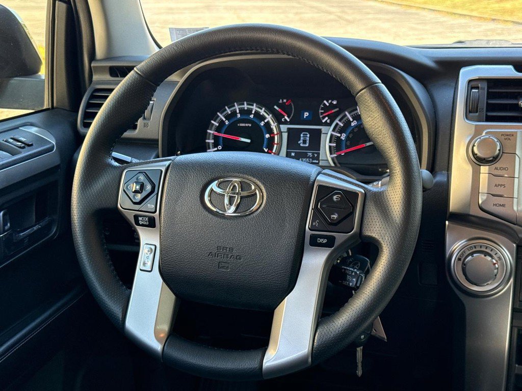 Used 2018 Toyota 4Runner SR5 Premium AWD/4WD image 11