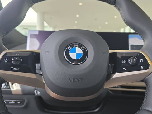 New 2026 BMW iX xDrive45 w/ Premium Package image 20