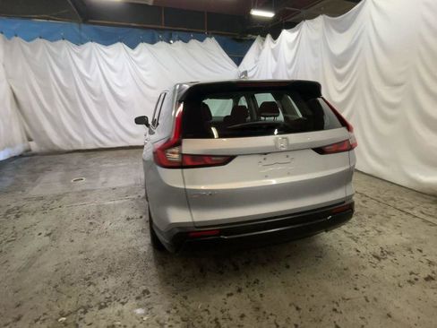 Used 2024 Honda CR-V LX image 7