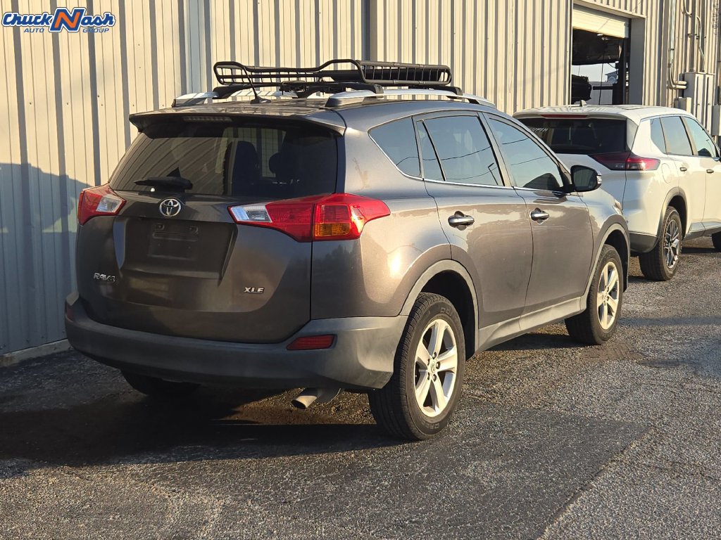 Used 2013 Toyota RAV4 XLE FWD image 4