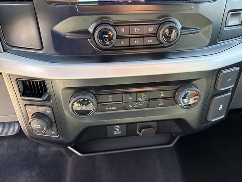 Used 2023 Ford F150 XLT image 24